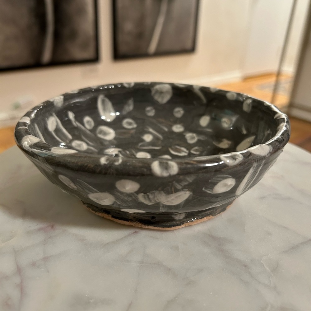 Handmade / painted pottery bowl in gray and white, artist unknown